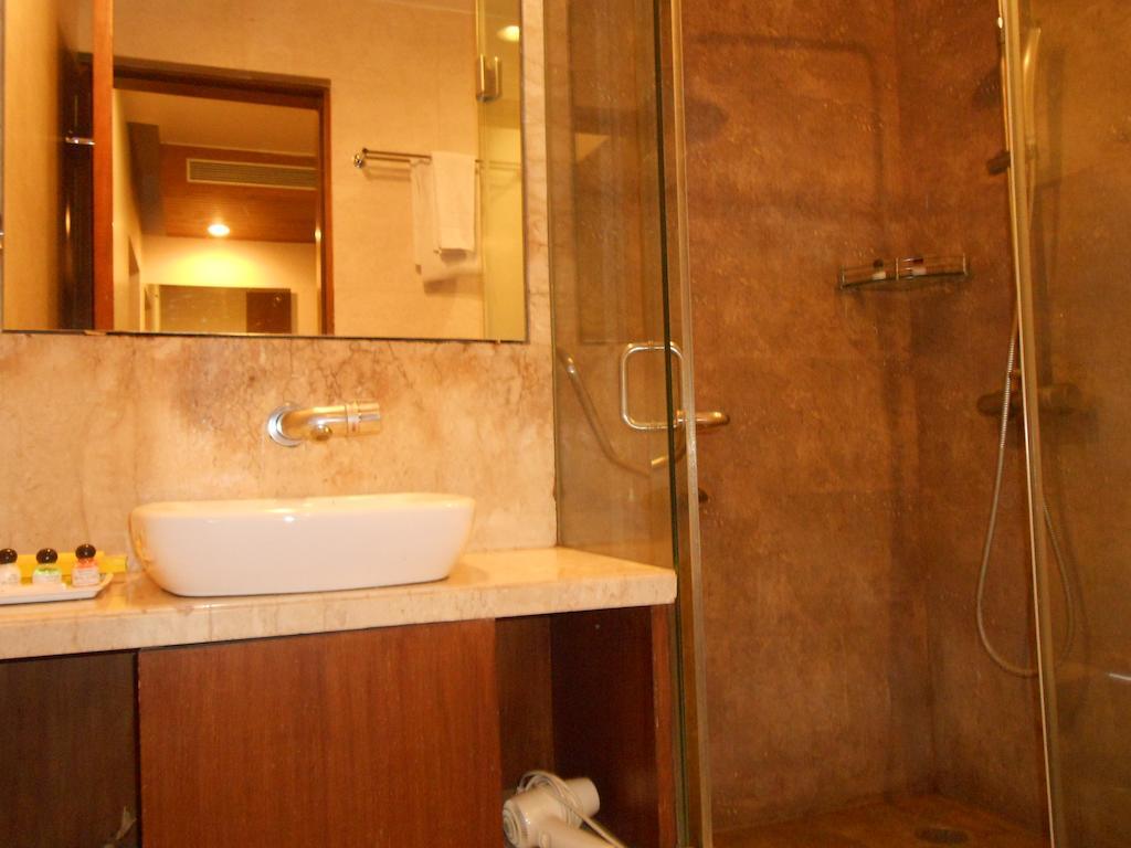 Hotel Walson Spa'O'Tel Kolkata Bilik gambar